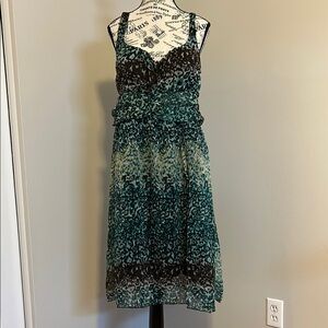 Elegant Green and Black Women's Dress